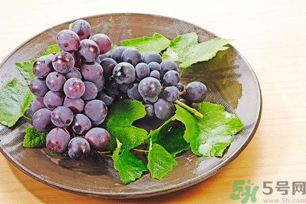膽結(jié)石能吃葡萄嗎？膽結(jié)石患者吃葡萄好不好？