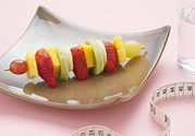 菠蘿和什么榨汁好喝？菠蘿榨汁加什么好喝？