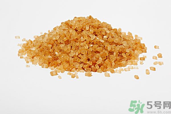 紅糖和山楂能一吃嗎？紅糖和山楂煮水喝有什么好處？
