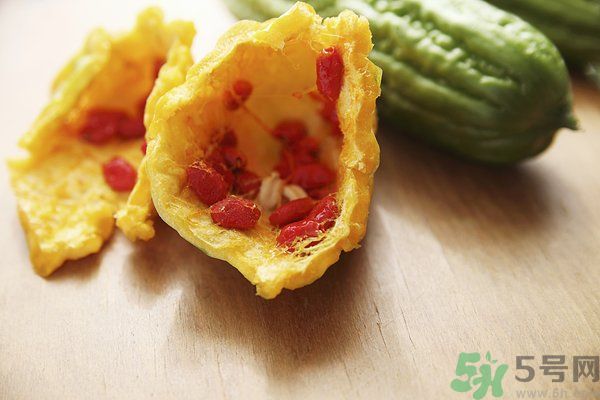 苦瓜子能吃嗎？苦瓜籽變紅了還能吃嗎？
