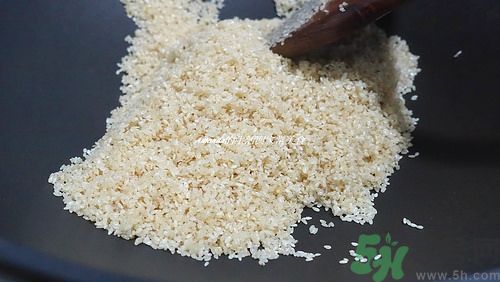 小魚干怎么炒好吃？蜜汁小魚干的做法