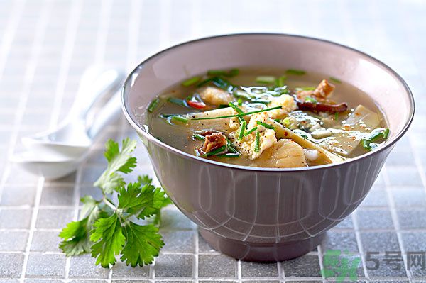 春天吃什么食物排肝毒？排肝毒吃什么最好？