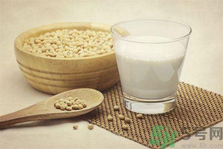 降低膽固醇的方法有哪些？降低膽固醇吃什么好？