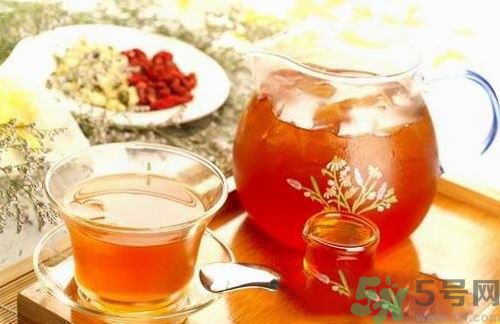 春天喝菊花茶好嗎？女性春天喝什么茶最好？