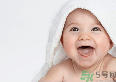 兒童的耳朵怎樣保護(hù)？保護(hù)寶寶的耳朵要做什么？