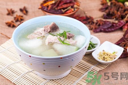 孕婦水腫怎么消除？孕婦水腫喝冬瓜排骨湯有效果嗎？
