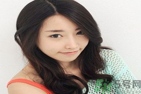 臉大的女生適合短發(fā)嗎？臉大的女生適合什么發(fā)型？