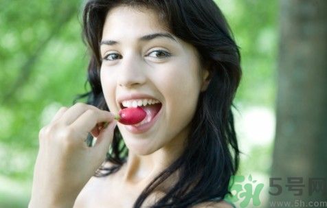 剖腹產(chǎn)后能吃蘋果嗎？剖腹產(chǎn)后能吃什么水果？