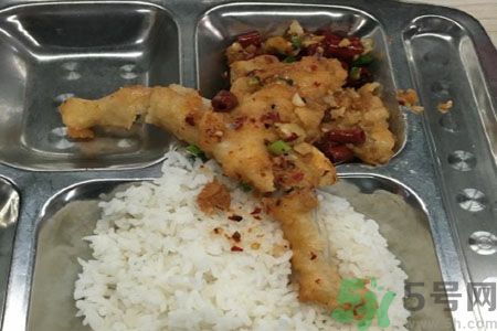 整只炸牛蛙好吃嗎？炸牛蛙怎么做好？