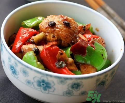吃剩菜有危害嗎？什么類剩菜不能吃呢？