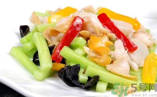吃剩菜有危害嗎？什么類剩菜不能吃呢？