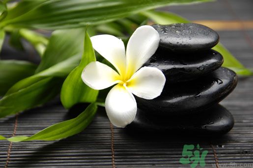 怎么知道體內(nèi)有濕氣？體內(nèi)有濕毒要怎么排出去？