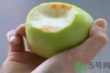牙齦出血是怎么回事？牙齦出血怎么辦？