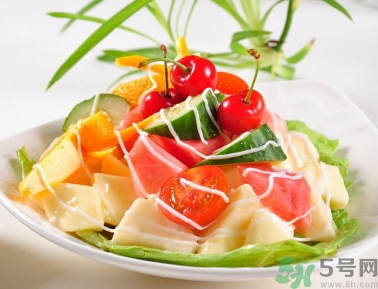 在飯后做運(yùn)動(dòng)什么對(duì)身體好？飯后有什么不能做？