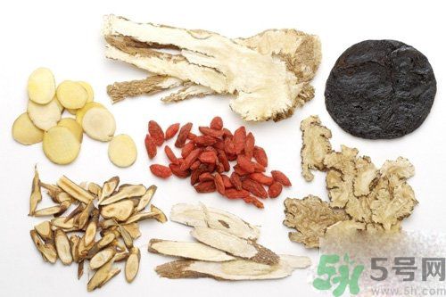 月經(jīng)量少怎么調(diào)理？月經(jīng)量少是什么原因？