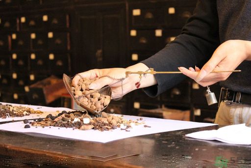 蕁麻疹會不會傳染？蕁麻疹怎么治才能好？