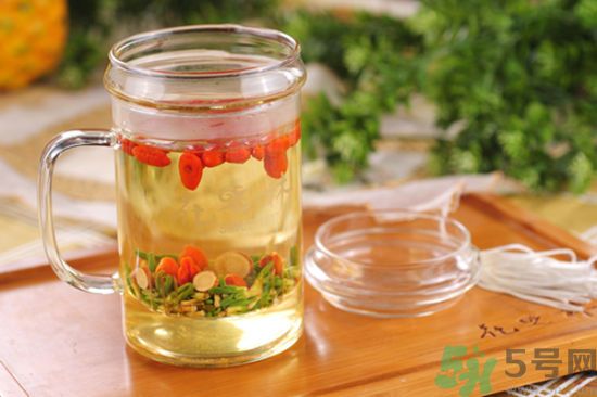 眼睛干澀怎么辦？眼睛干澀吃什么好？