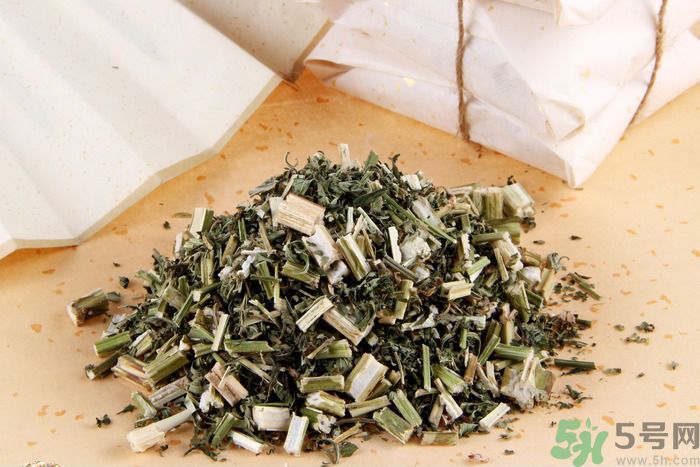 月經(jīng)量多怎么辦？月經(jīng)量多是什么原因？