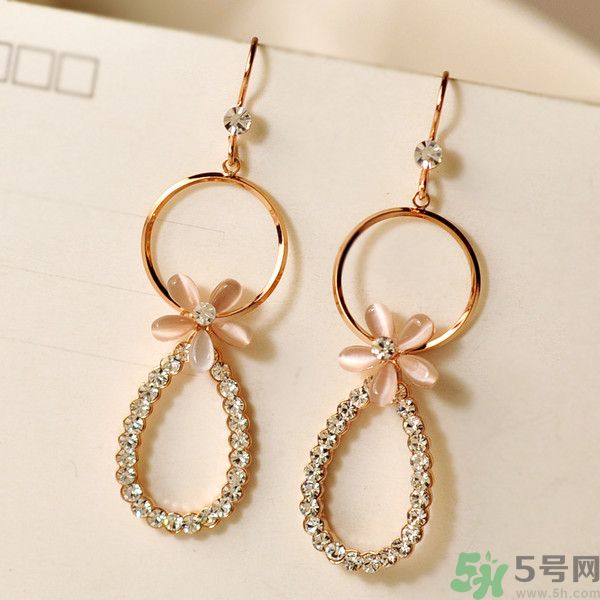 耳環(huán)適合臉型氣質(zhì)最重要？不同臉型適合什么耳環(huán)？
