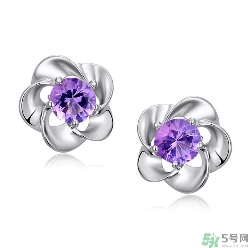 耳環(huán)適合臉型氣質(zhì)最重要？不同臉型適合什么耳環(huán)？