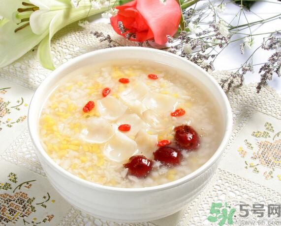 貧血吃什么補(bǔ)血？貧血吃阿膠好嗎？