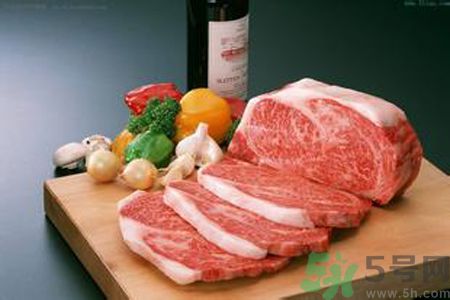 吃什么食物容易得腎結(jié)石？腎結(jié)石不能吃什么？