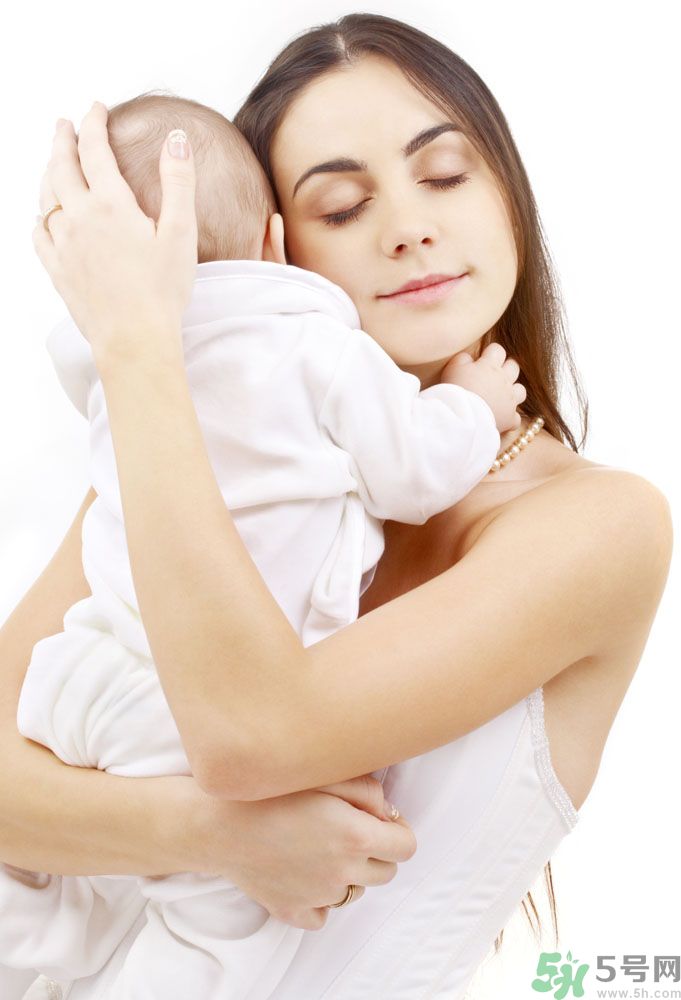 女生手腳冰涼是什么原因？手腳冰涼怎么調(diào)理？