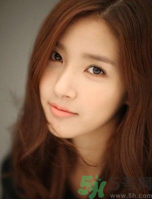 女生手腳冰涼是什么原因？手腳冰涼怎么調(diào)理？