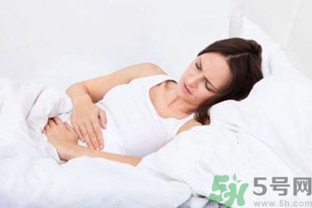 月經(jīng)顏色發(fā)黑是怎么回事？月經(jīng)顏色發(fā)黑怎么辦？
