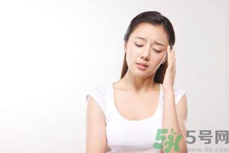 月經(jīng)顏色發(fā)黑是怎么回事？月經(jīng)顏色發(fā)黑怎么辦？