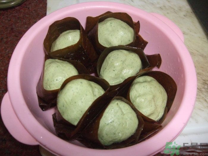客家艾粄怎么做呢？艾粄怎么做才好吃？