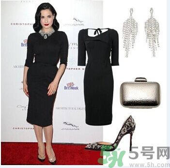長(zhǎng)得胖女生怎么穿衣服顯瘦？胖女孩穿什么褲子好？