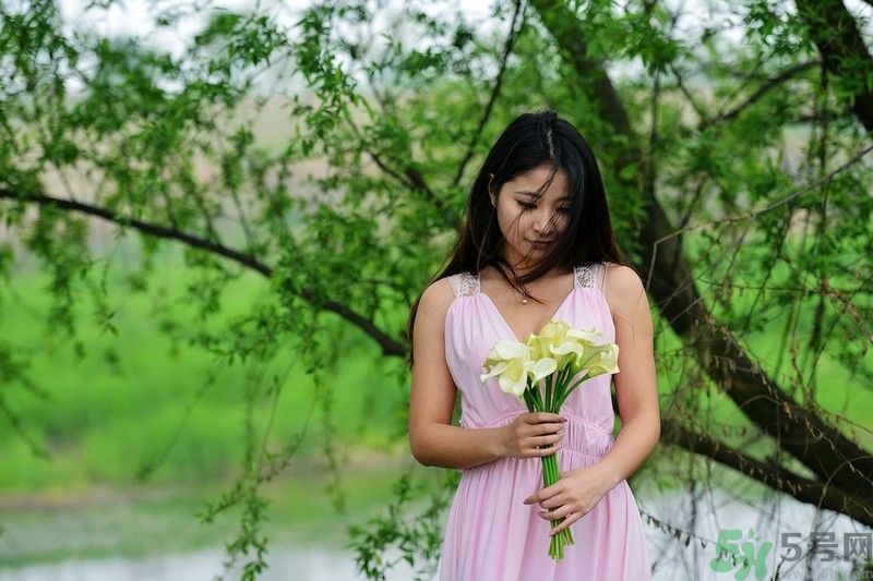 清明踏青穿什么衣服？清明踏青要注意什么？