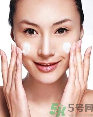 為什么會(huì)長痘痘？痘痘有哪幾種類型的？