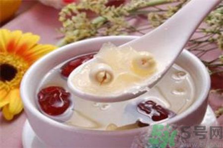 補(bǔ)血的湯有哪些？補(bǔ)血的湯怎么做？