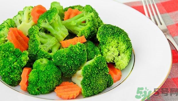 微波爐可以做青菜嗎？微波爐做青菜有營(yíng)養(yǎng)嗎？