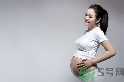  孕婦脖子卡護欄身亡 孕婦外出要注意什么？