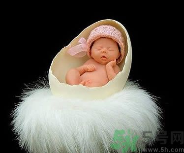  孕婦脖子卡護欄身亡 孕婦外出要注意什么？