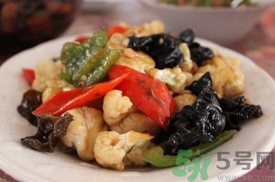 黑木耳怎么做好吃？黑木耳的家常做法？