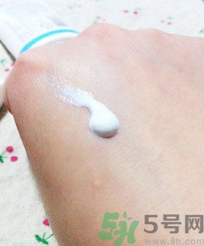 apieu防曬霜怎么樣？apieu防曬霜好用嗎？