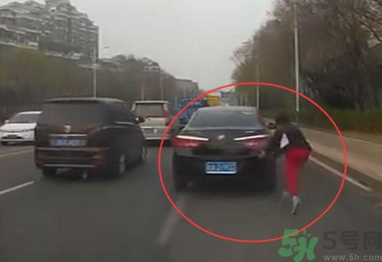 碰瓷影后是怎么回事？遇到碰瓷怎么辦？