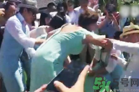 伴娘怕被整簽禁止鬧婚協(xié)議是怎么回事？整伴娘的招數(shù)有哪些？