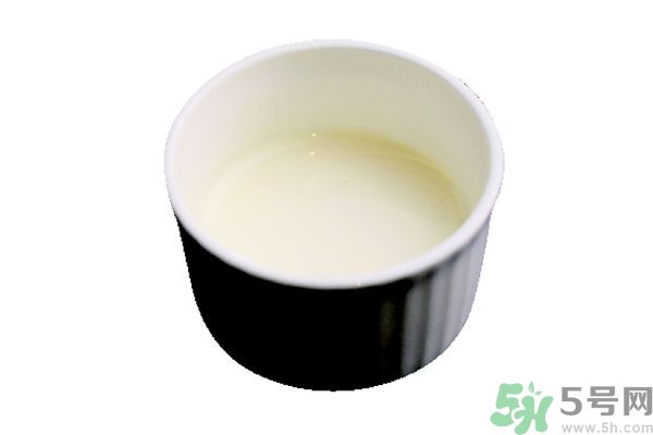 牛奶過期了還能怎么利用？牛奶能去魚腥味嗎？