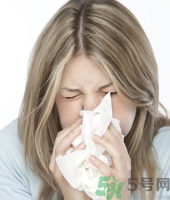 感冒了可以吃魚嗎？感冒吃魚有什么后果？