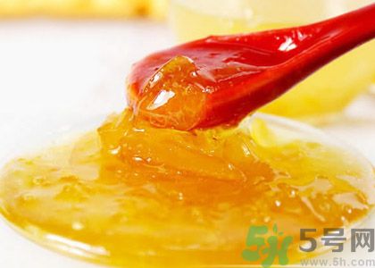 蜂蜜擦臉可以祛斑嗎？蜂蜜祛斑最簡單的方法