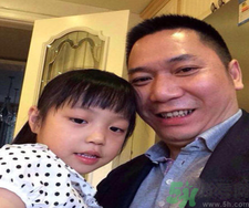 小四月是誰？小四月的爸爸是誰？