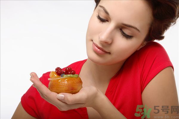 左撇子是天生還是遺傳的？左撇子是天生的嗎？