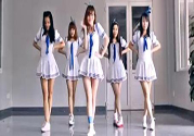 校服帶反光標志防早戀是怎么回事？校服為什么要帶反光標志？