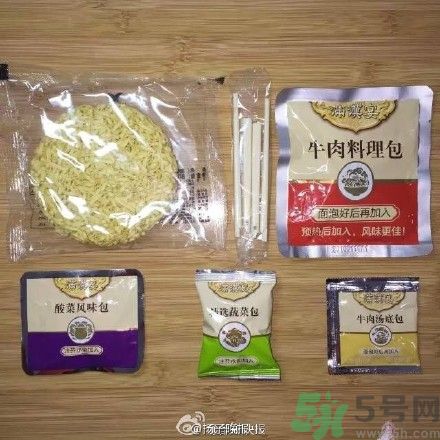 滿漢宴方便面多少錢一桶？滿漢宴方便面多少錢一箱？