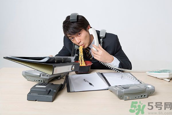 滿漢宴方便面煮著吃泡著吃哪個好？